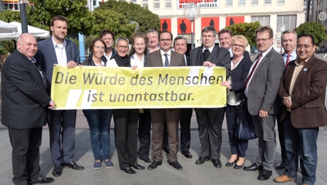 14 Essener Organisationen und Religionsgemeinschaften setzen sich gemeinsam für Weltoffenheit und Demokratie ein